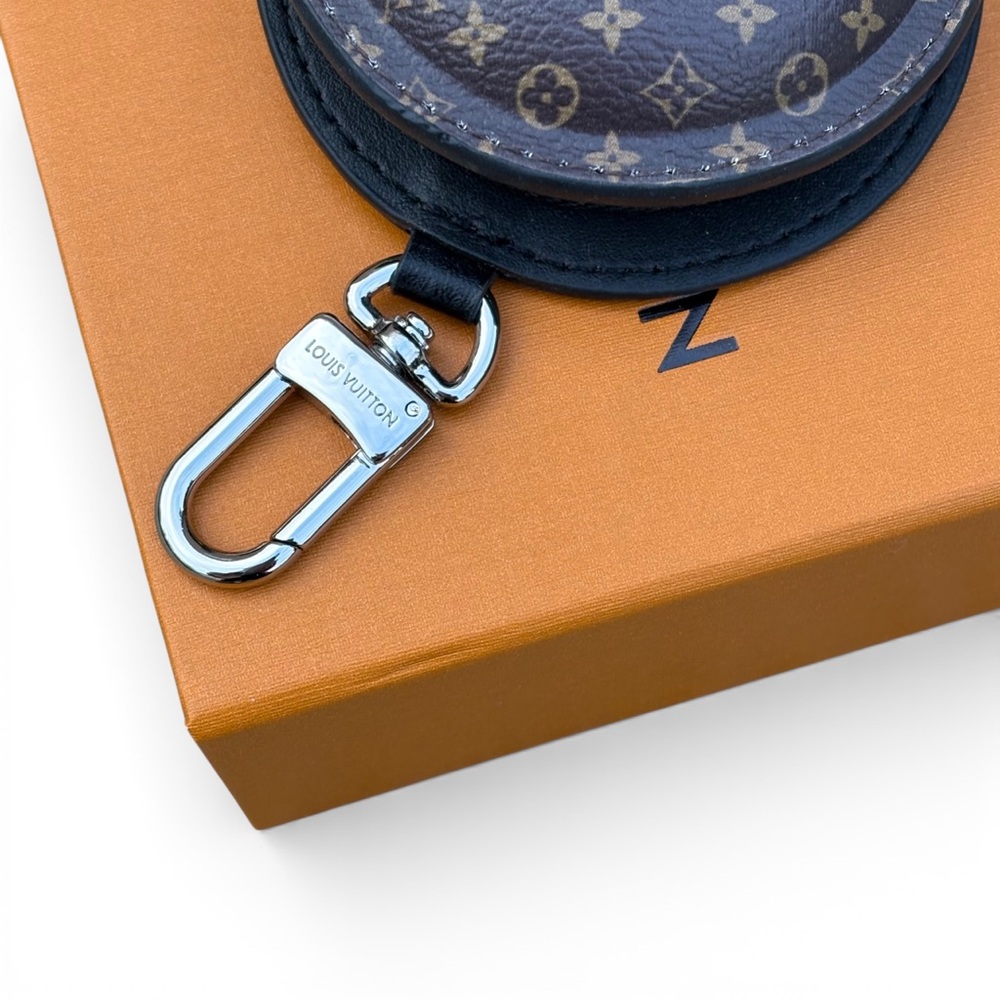 Louis Vuitton Brown Bag Charm/Coin Pouch - Picture 8 of 13